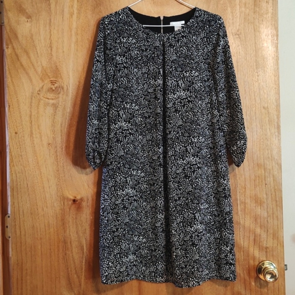 H&M Chiffon Trapeze Shift Dress Black White A-Line Long Sleeve Pleated Size 6